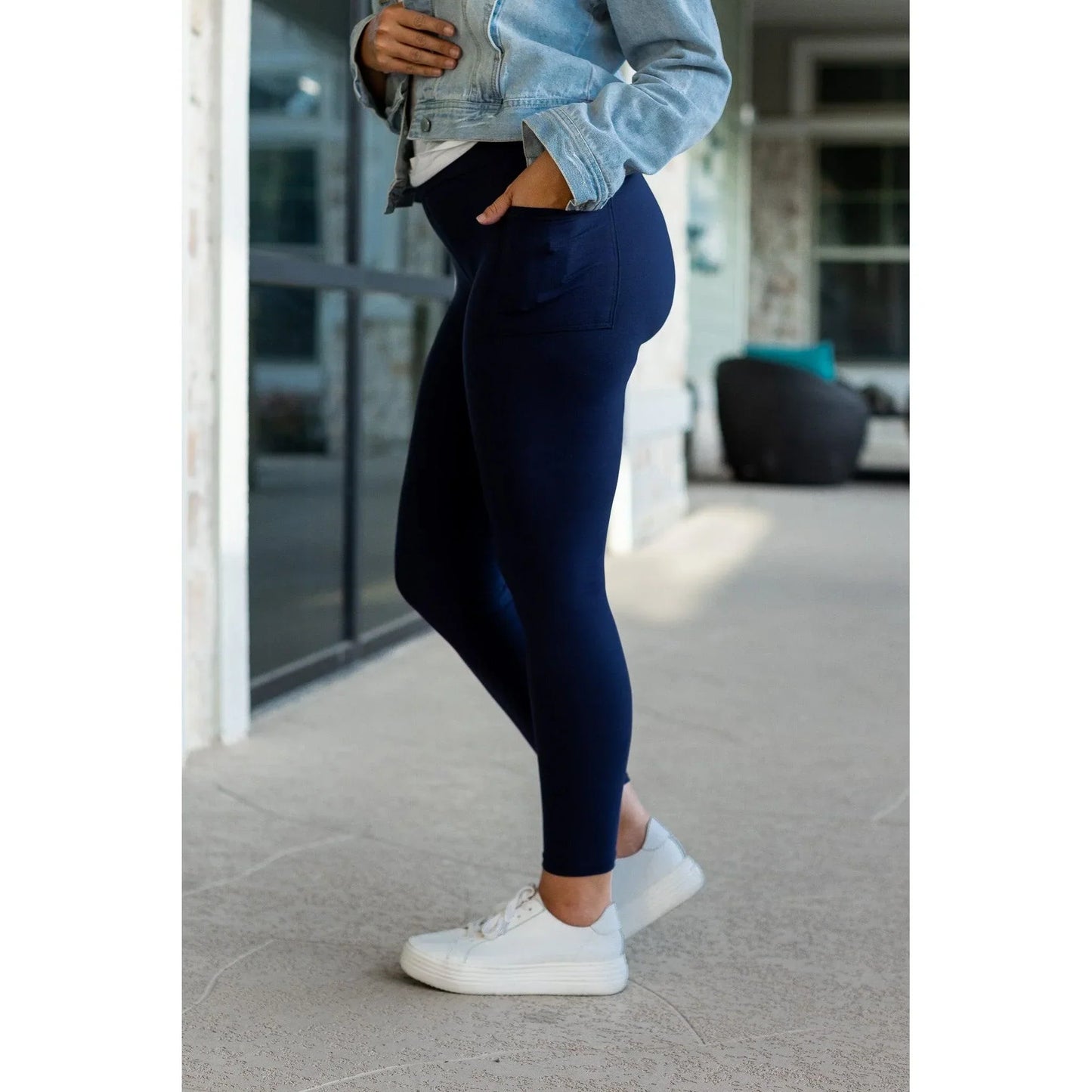 Hazel Blues® |  PREORDER: Capri Leggings with Pockets in Nine Colors