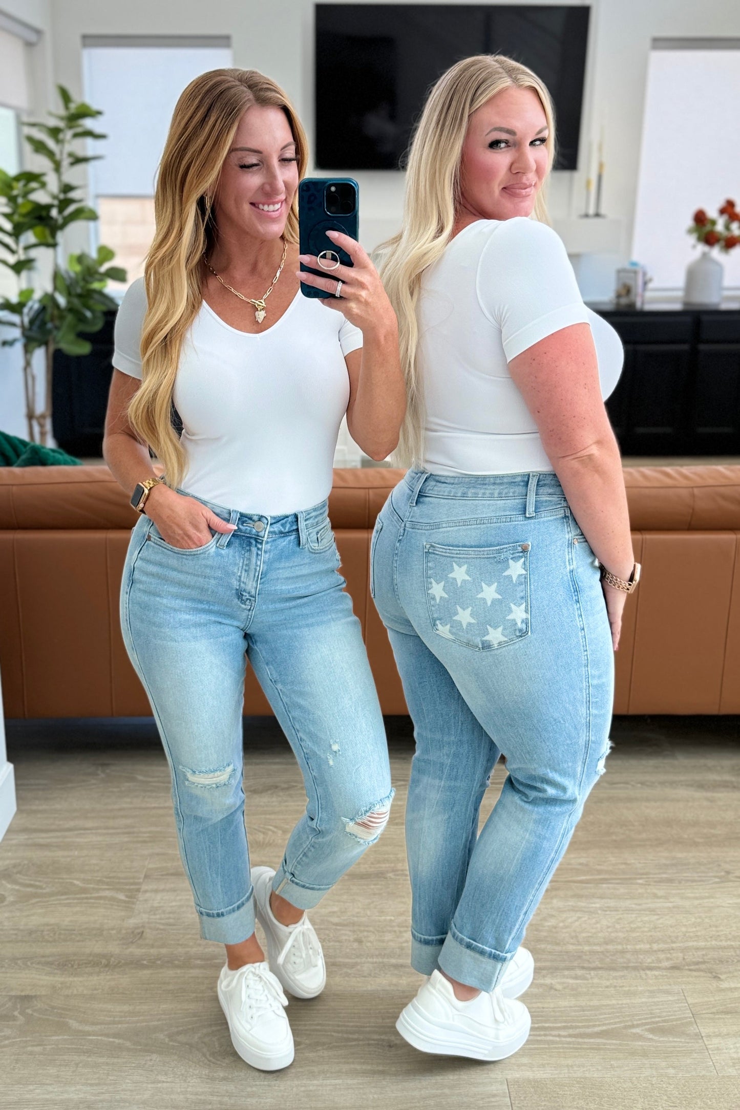 Hazel Blues® |  Sam Mid Rise Star Pocket Boyfriend Jeans