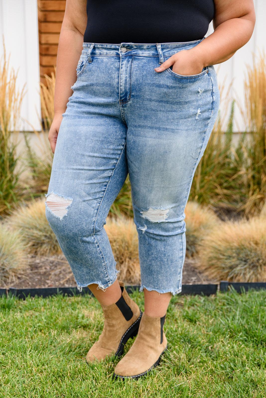 Hazel Blues® | Cityscape Cropped Chew Hem