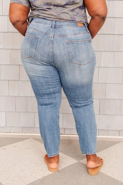Hazel Blues® | High Waist Slim Fit Jeans