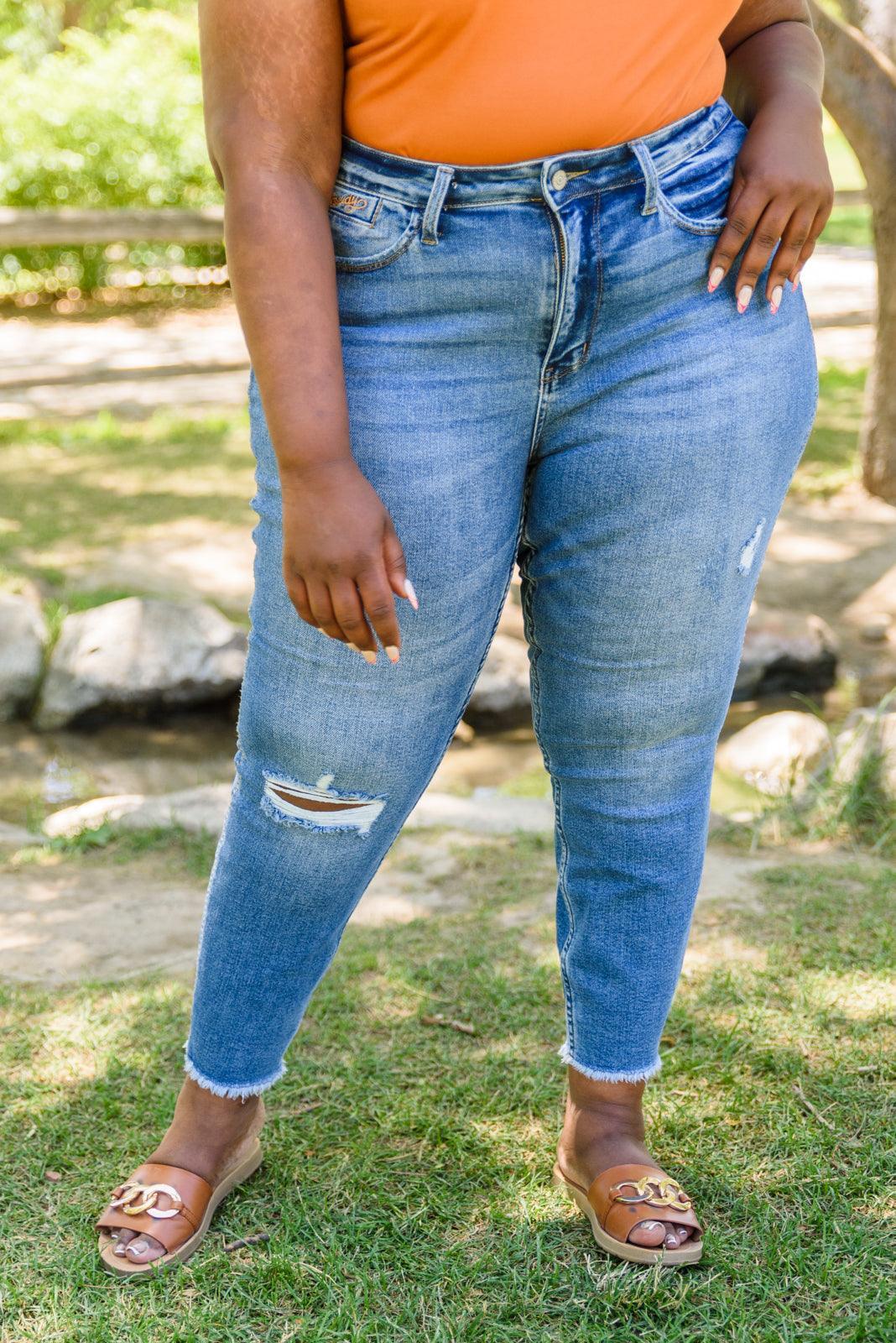 Hazel Blues® | Howdy Embroidery Boyfriend Jeans