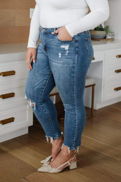 Hazel Blues® | Midrise Destructed Hem Slim Fit