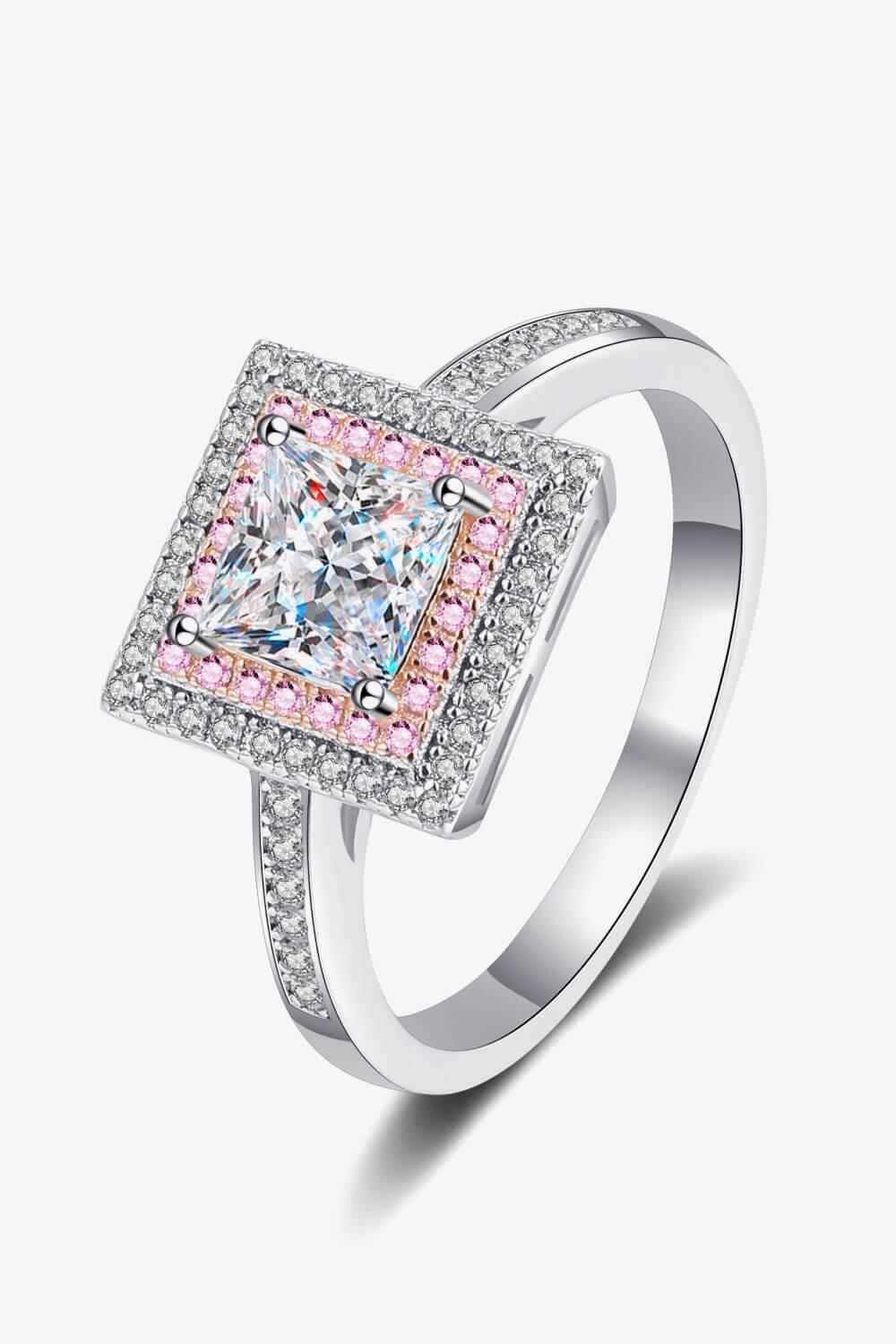 Hazel Blues® | Stay Elegant 1 Carat Moissanite Ring